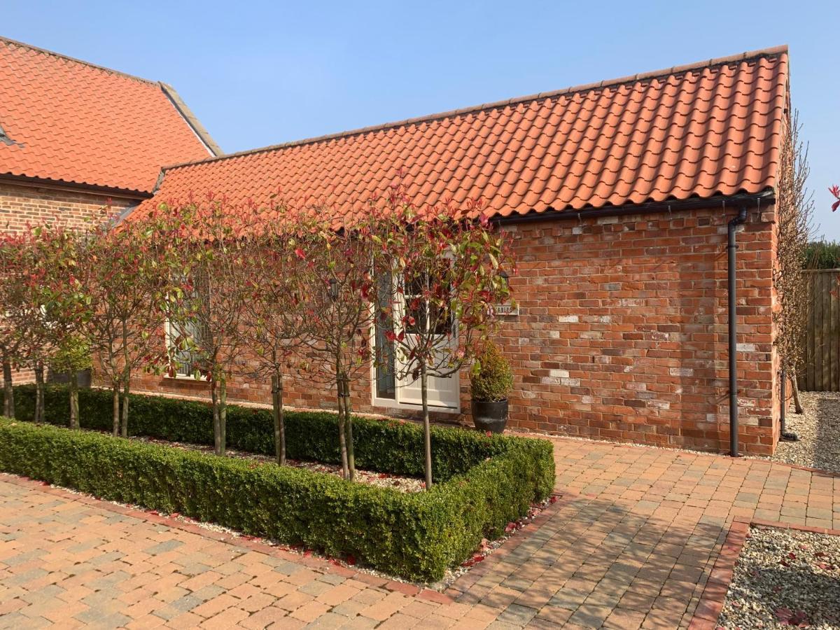Meals Farm Holiday Cottages - The Stables North Somercotes Bagian luar foto