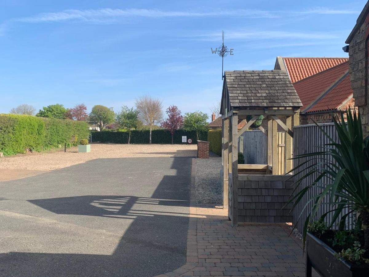 Meals Farm Holiday Cottages - The Stables North Somercotes Bagian luar foto